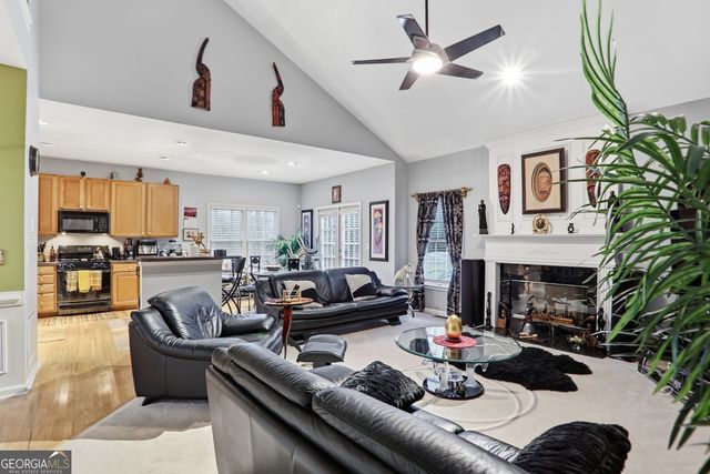 632 Grande View, Stone Mountain, GA 30087