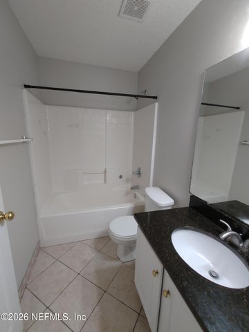 7548 CLIFF COTTAGE Drive, Jacksonville, FL 32244