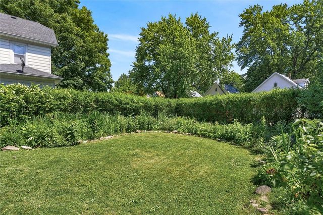 148 Rawlinson Road, Irondequoit, NY 14617
