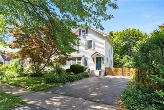 148 Rawlinson Road, Irondequoit, NY 14617