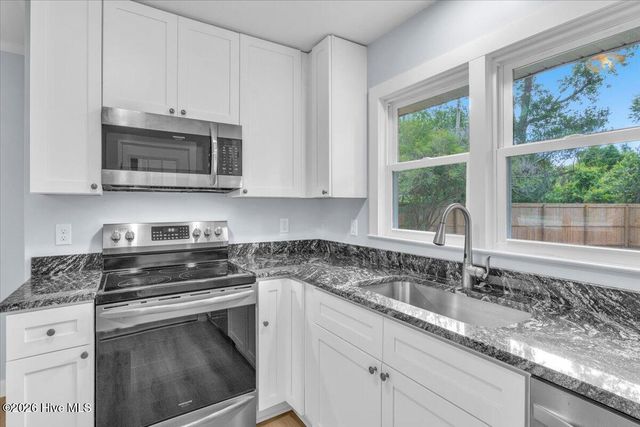 203 Sunnyvale Drive, Wilmington, NC 28412