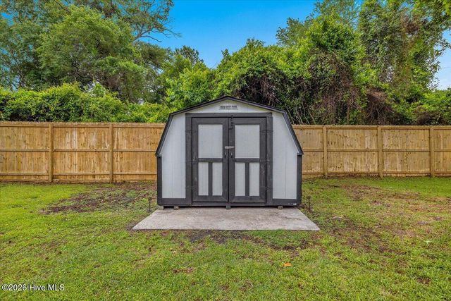 203 Sunnyvale Drive, Wilmington, NC 28412