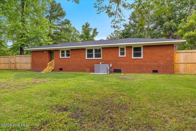203 Sunnyvale Drive, Wilmington, NC 28412