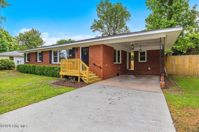 203 Sunnyvale Drive, Wilmington, NC 28412