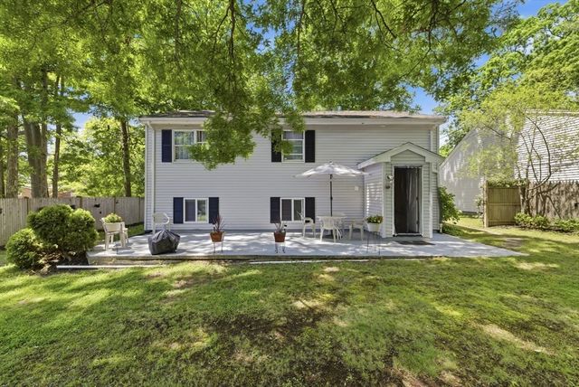 64 Dunbar St, Brockton, MA 02302