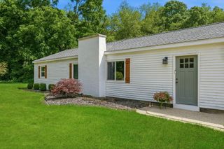 6436 Myers Lake Avenue NE, Rockford, MI 49341