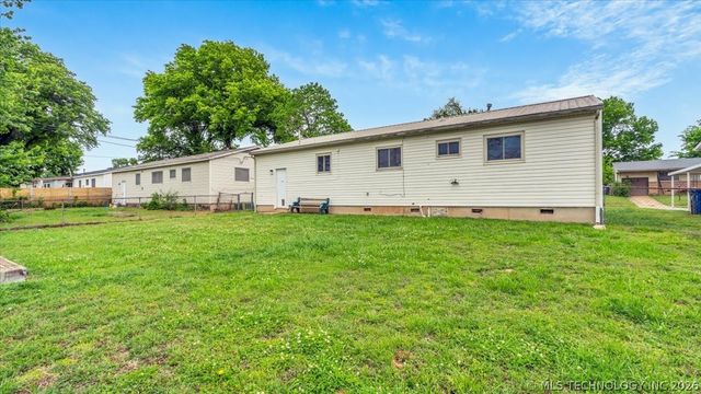 4956 S Maybelle Avenue, Tulsa, OK 74107