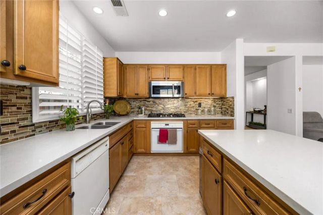 13308 Heather Lee, Eastvale, CA 92880