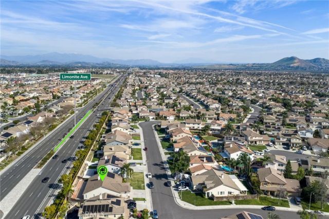 13308 Heather Lee, Eastvale, CA 92880