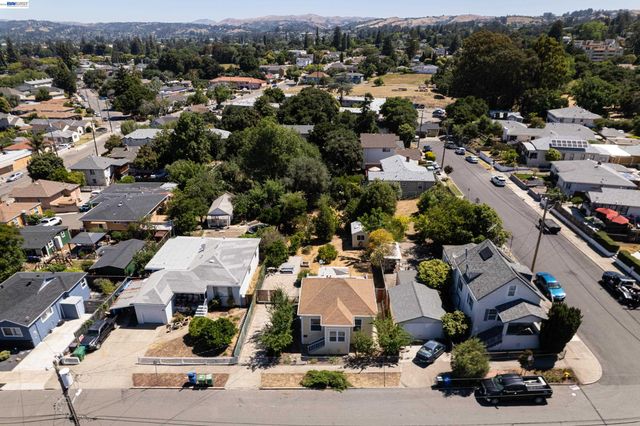22836 High St, Hayward, CA 94541