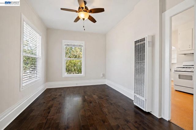 22836 High St, Hayward, CA 94541