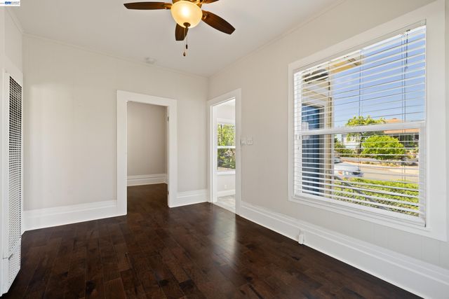 22836 High St, Hayward, CA 94541