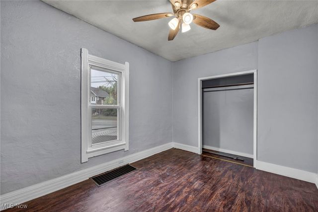 1311 W Erie, Lorain, OH 44052