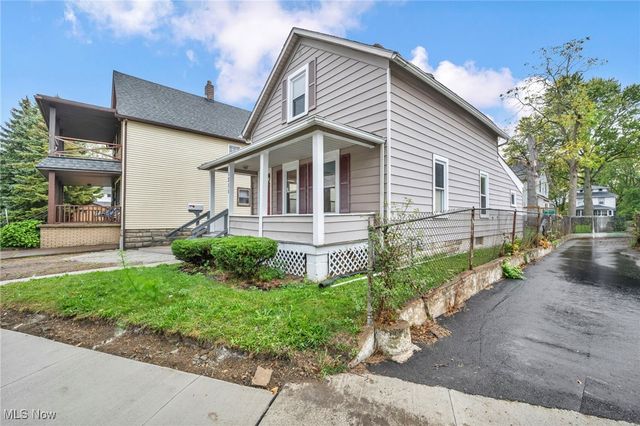 1311 W Erie, Lorain, OH 44052