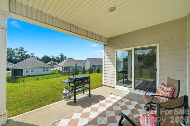 4374 Riverton Loop, Denver, NC 28037