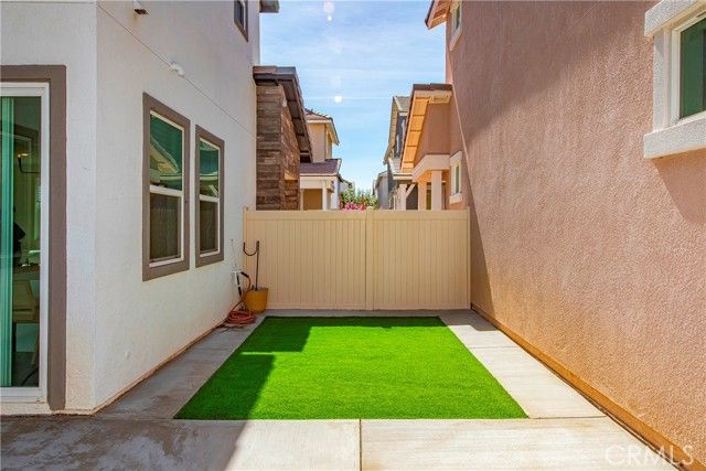 260 Summerville LN, Palmdale, CA 93551