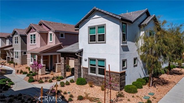 260 Summerville LN, Palmdale, CA 93551