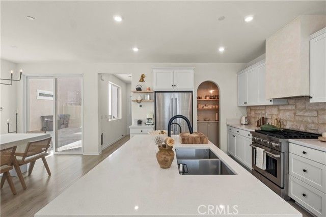 260 Summerville LN, Palmdale, CA 93551