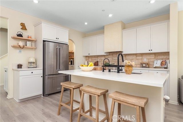 260 Summerville LN, Palmdale, CA 93551