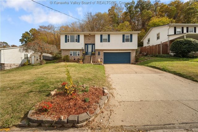 47 Jannette Drive, Poca, WV 25159