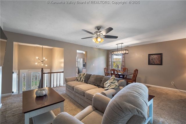 47 Jannette Drive, Poca, WV 25159