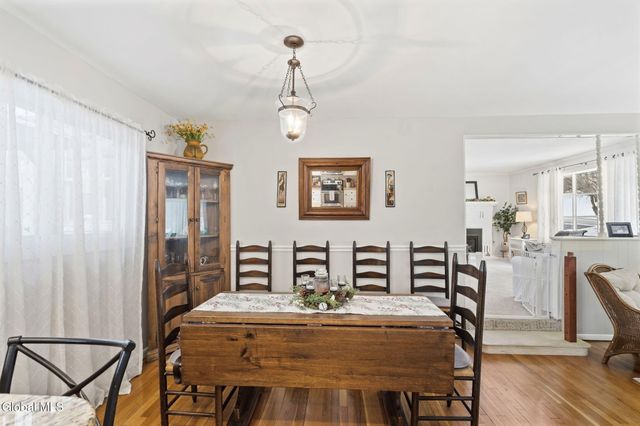 4 Dahlem Boulevard, Schenectady, NY 12309