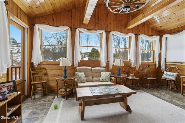 4 Dahlem Boulevard, Schenectady, NY 12309