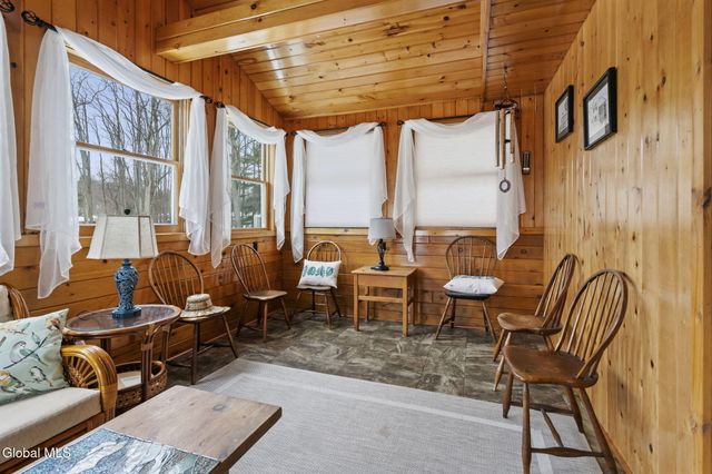 4 Dahlem Boulevard, Schenectady, NY 12309