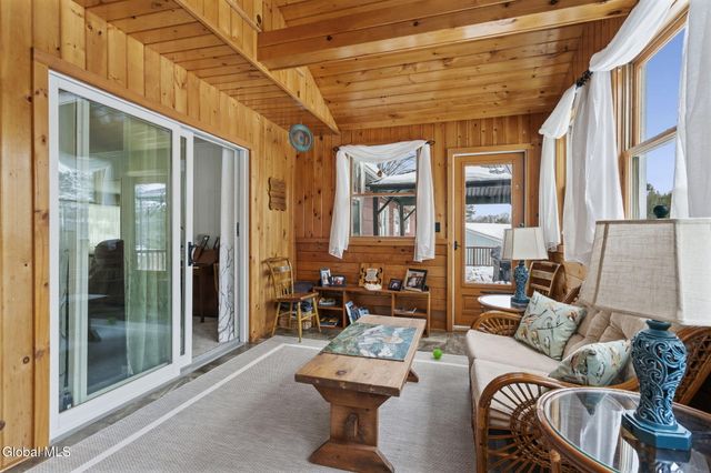 4 Dahlem Boulevard, Schenectady, NY 12309