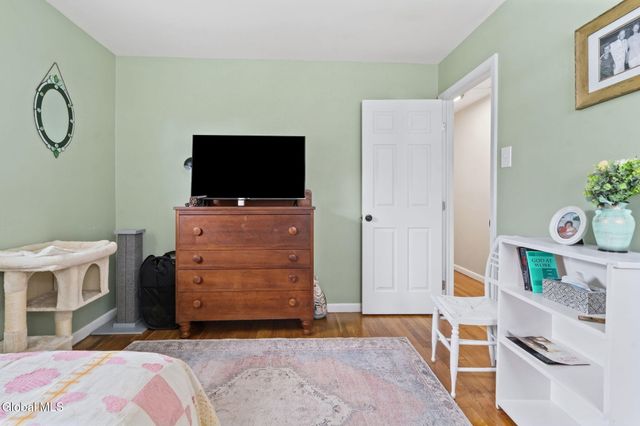 4 Dahlem Boulevard, Schenectady, NY 12309