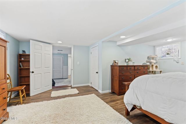 4 Dahlem Boulevard, Schenectady, NY 12309