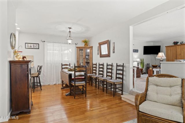 4 Dahlem Boulevard, Schenectady, NY 12309