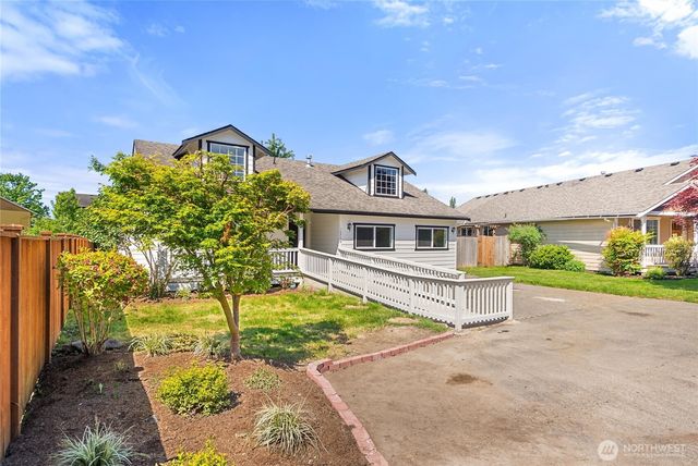 10702 59th Avenue NE, Marysville, WA 98270