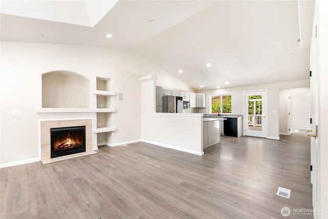 10702 59th Avenue NE, Marysville, WA 98270