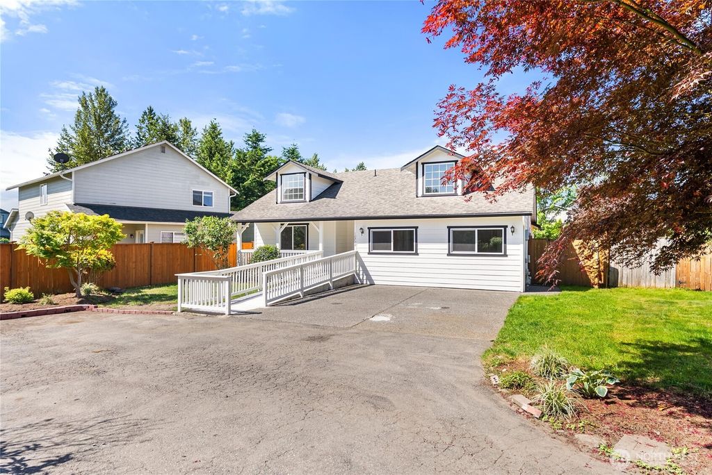 10702 59th Avenue NE, Marysville, WA 98270