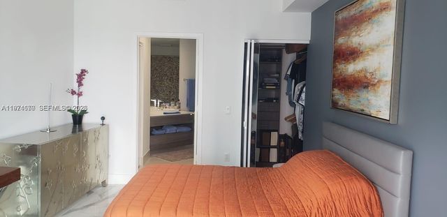 1100 S Miami Ave 4201, Miami, FL 33130