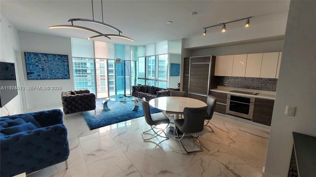 1100 S Miami Ave 4201, Miami, FL 33130