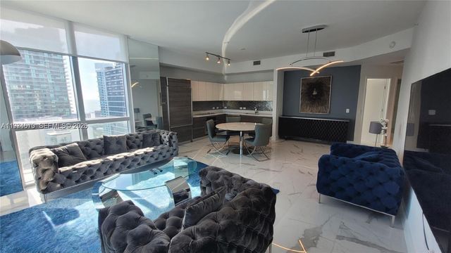 1100 S Miami Ave 4201, Miami, FL 33130