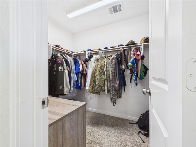 2729 Porters Way, Bryan, TX 77803