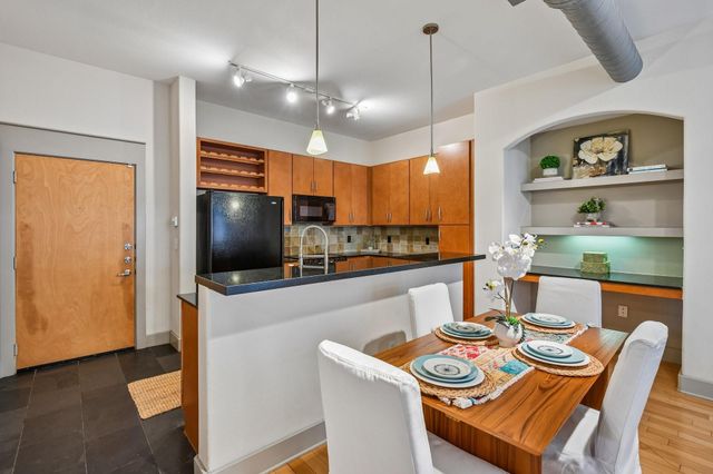 1901 Post Oak Boulevard 2607, Houston, TX 77056