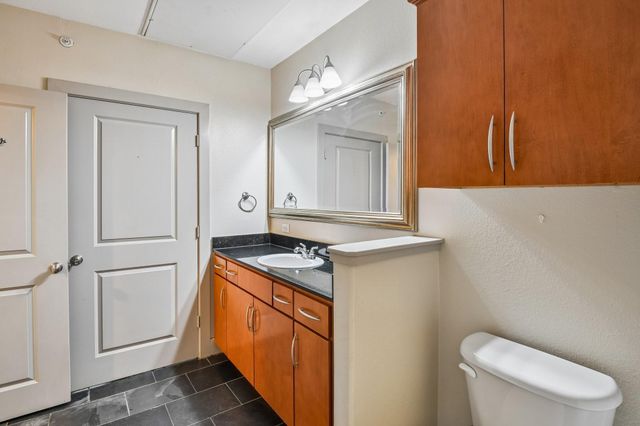 1901 Post Oak Boulevard 2607, Houston, TX 77056