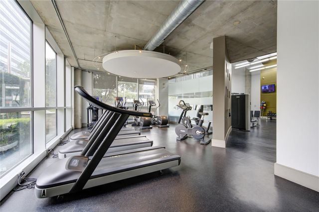 1901 Post Oak Boulevard 2607, Houston, TX 77056