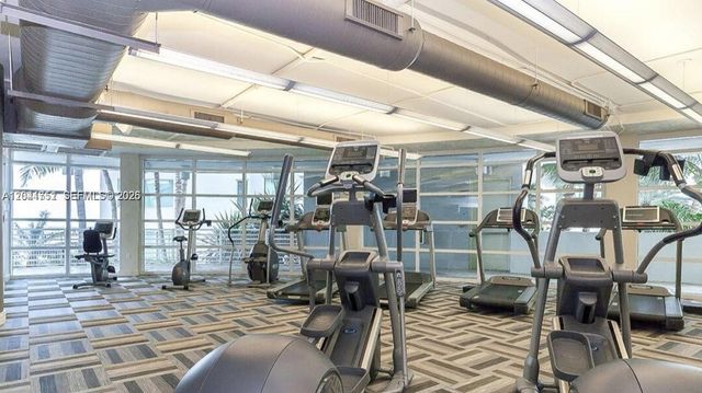 253 NE 2nd St 215, Miami, FL 33132