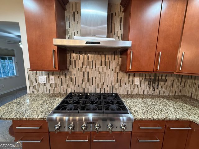 355 Dix Lee On Drive, Fayetteville, GA 30214