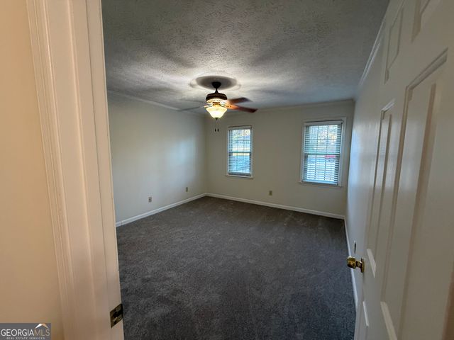 355 Dix Lee On Drive, Fayetteville, GA 30214