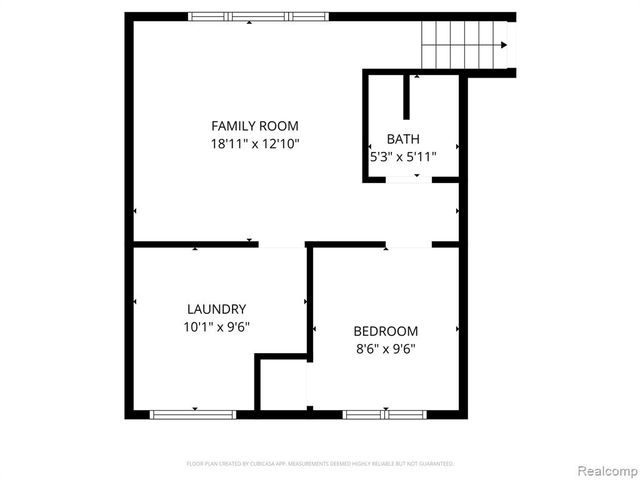 908 W Elmwood Avenue, Clawson, MI 48017