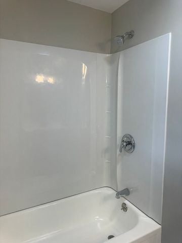 26 Hobson St, Methuen, MA 01844