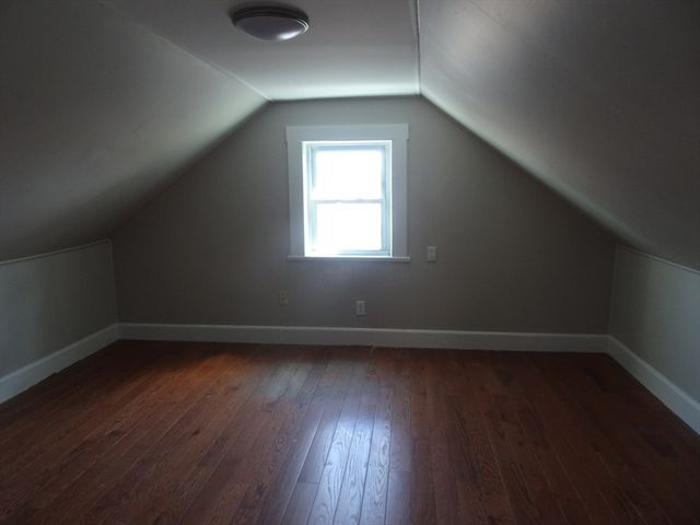 26 Hobson St, Methuen, MA 01844