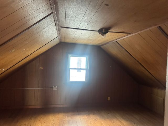 26 Hobson St, Methuen, MA 01844