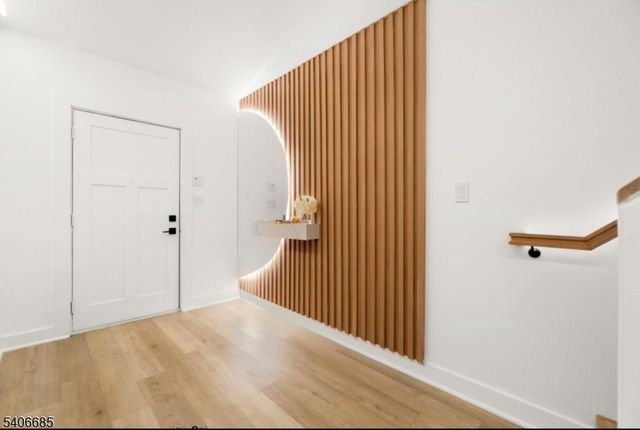 6 Harbor Front Ter 6, Elizabeth City, NJ 07206